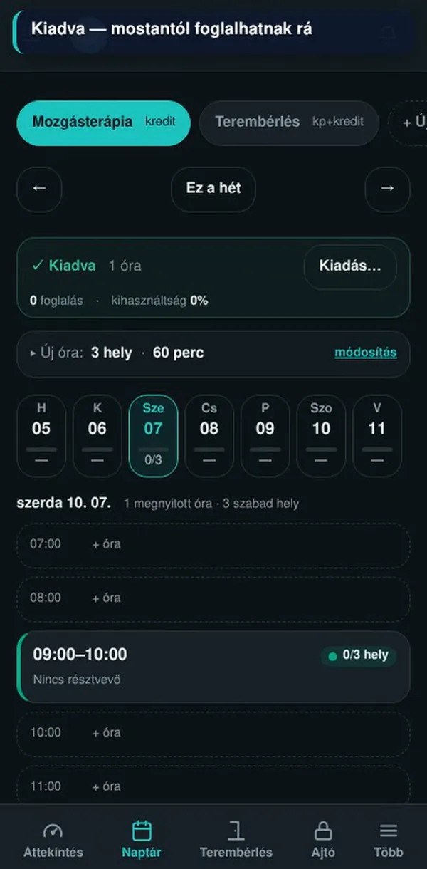 A stúdió naptára telefonon, mintaadattal